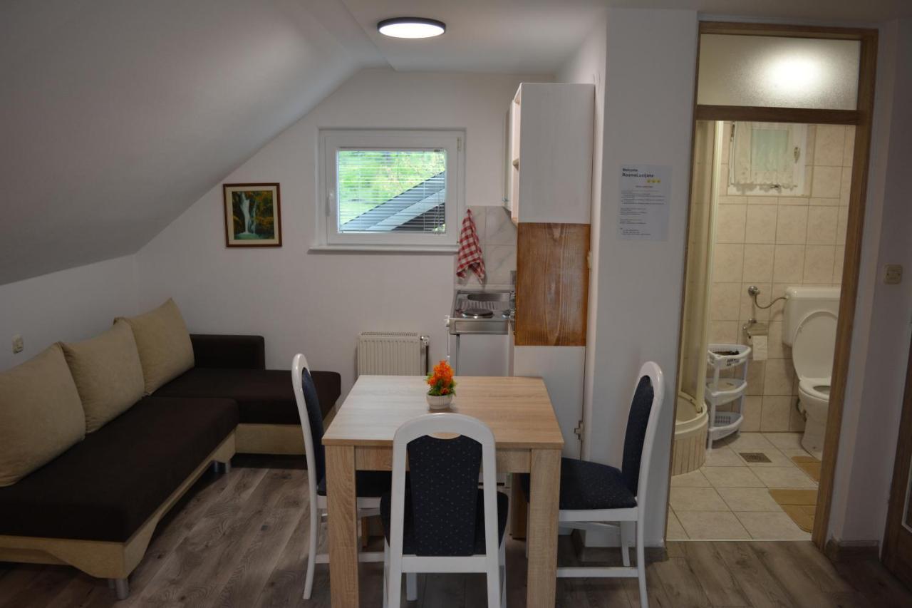 Rooms Lucijana جيزيرسي المظهر الخارجي الصورة