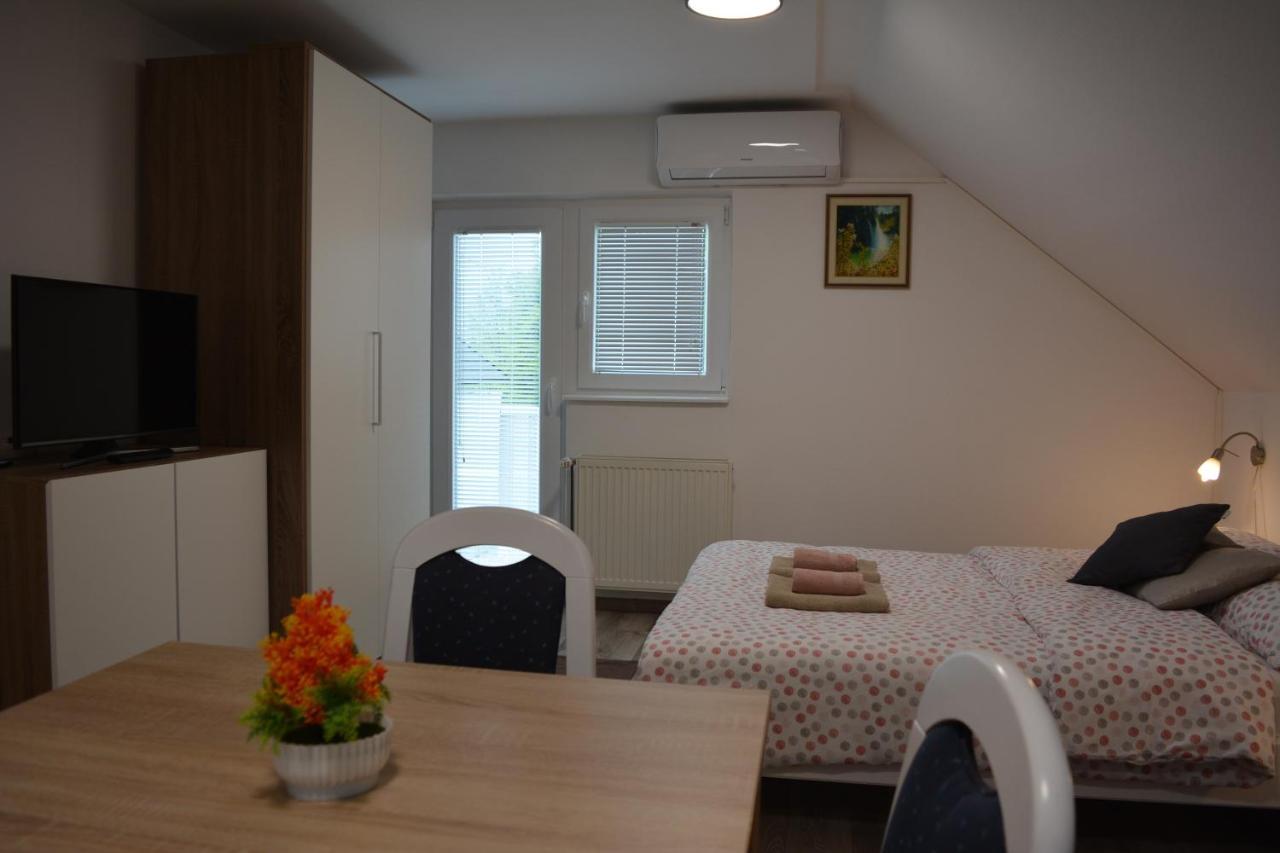 Rooms Lucijana جيزيرسي المظهر الخارجي الصورة